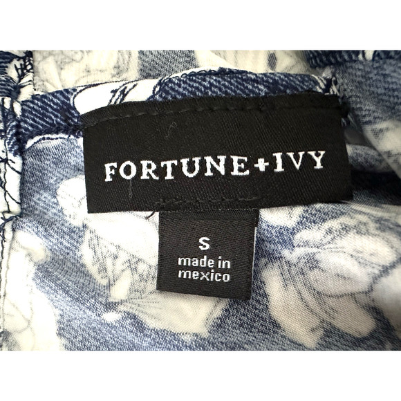 Fortune & Ivy Women’s Blue & White Stripe Tank Top‎ Size Small - Picture 8 of 16